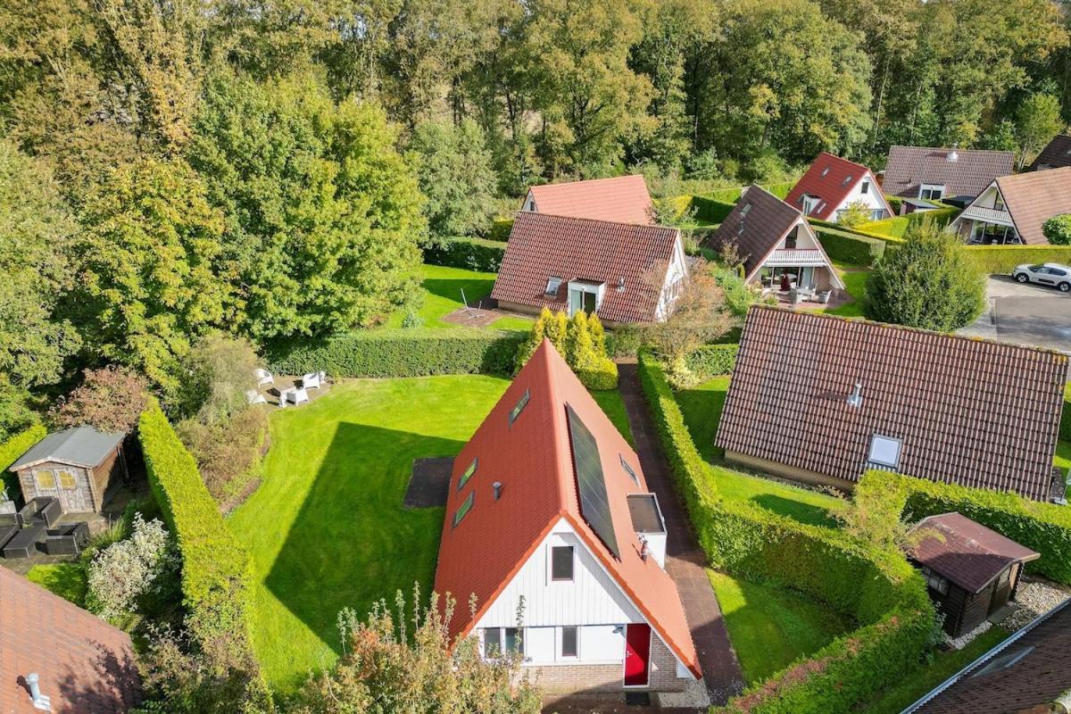 Kleine Zanglijster I Prachtig Huisje Nabij Bosrand Zwiggelte Exterior photo