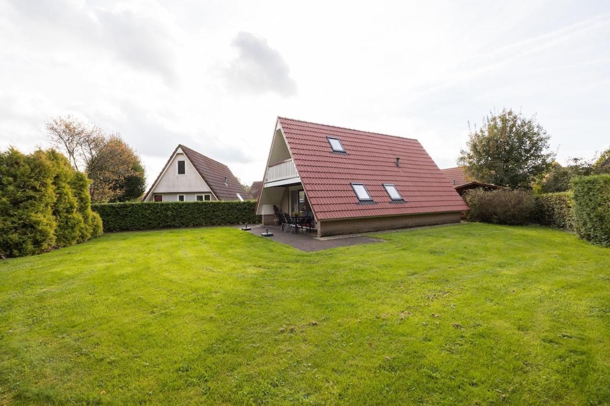 Kleine Zanglijster I Prachtig Huisje Nabij Bosrand Zwiggelte Exterior photo