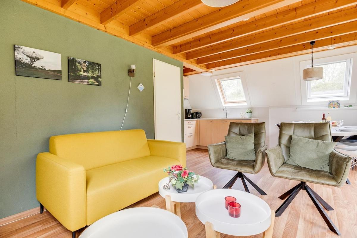 Kleine Zanglijster I Prachtig Huisje Nabij Bosrand Zwiggelte Exterior photo