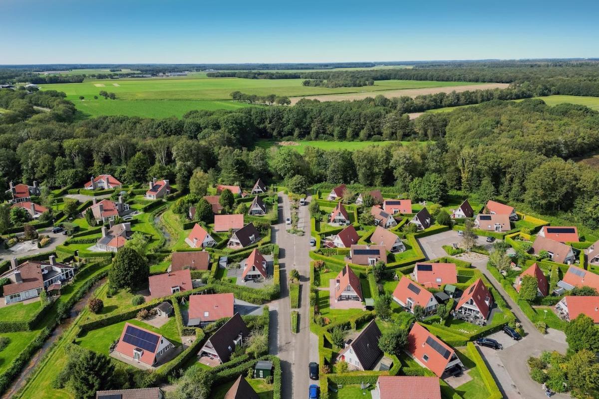 Kleine Zanglijster I Prachtig Huisje Nabij Bosrand Zwiggelte Exterior photo